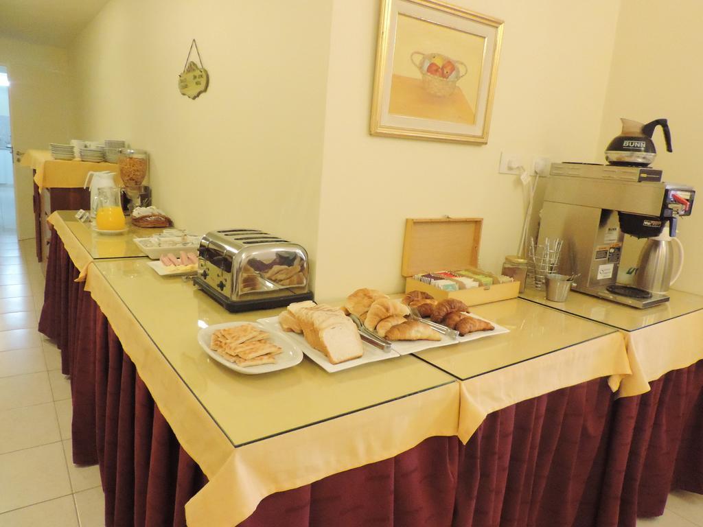 Hotel Galicia Трелью Экстерьер фото