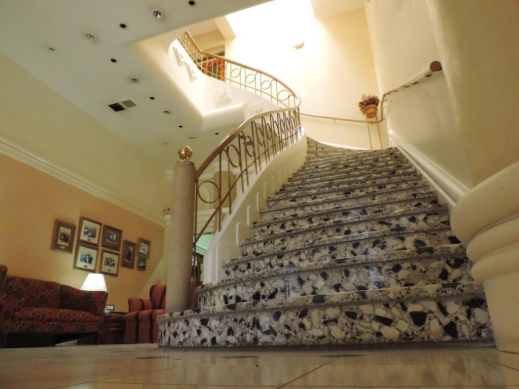 Hotel Galicia Трелью Экстерьер фото